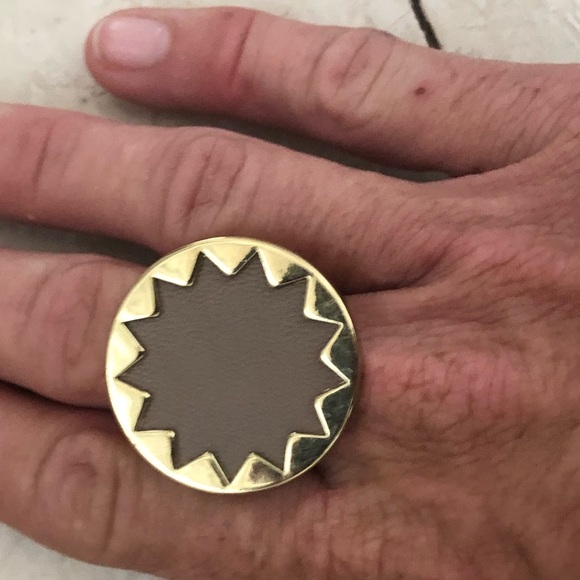 House of Harlow 1960 starburst cocktail ring - Picture 1 of 3